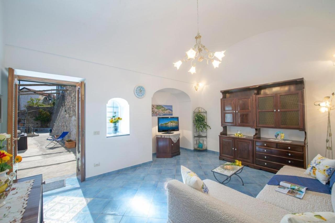 Villa Alba D'Amalfi - The Dawn One Step From The Heaven ภายนอก รูปภาพ